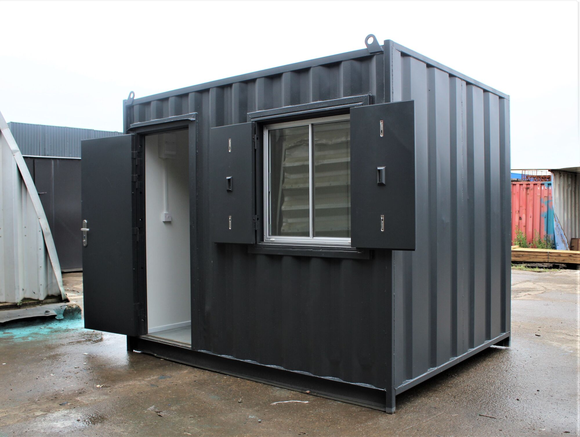 SHIPPING CONTAINERS 10ft ModiBox Office view 6