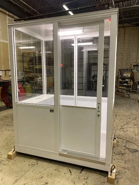 Guard Shack 4 x 6 ECONO White view 3