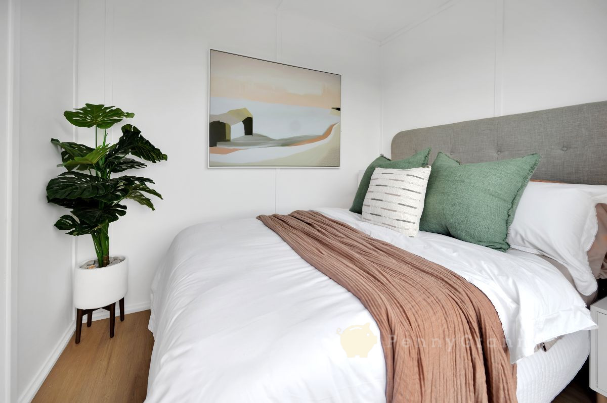 2 Bedroom Refurbished Shipping Container Home view 8