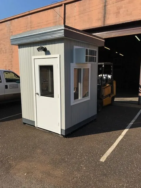 6 x 6 Guard Booth