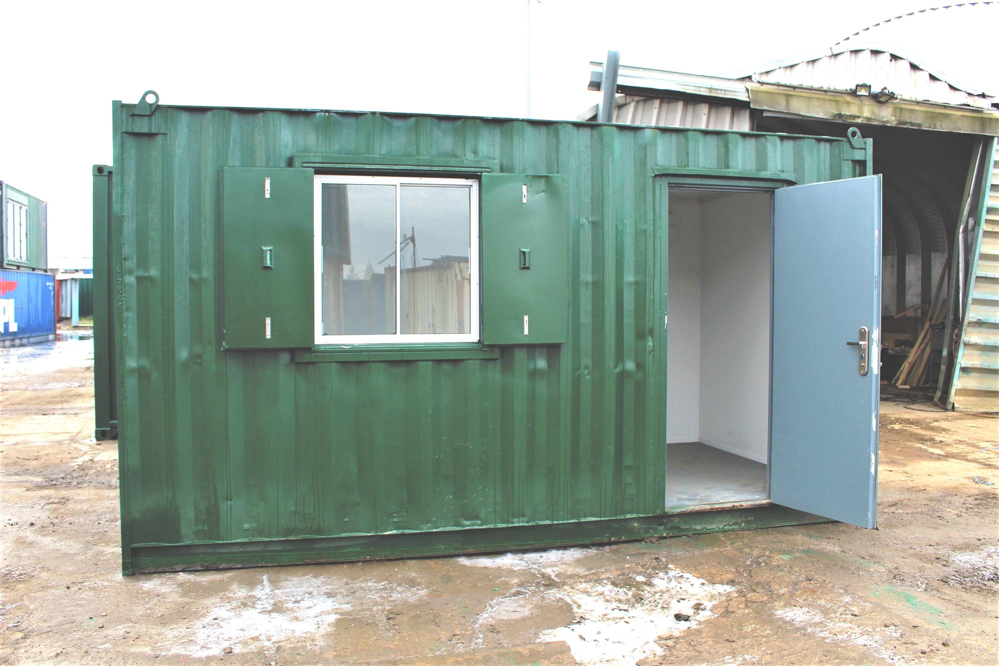 SHIPPING CONTAINERS 15ft ModiBox Office view 3