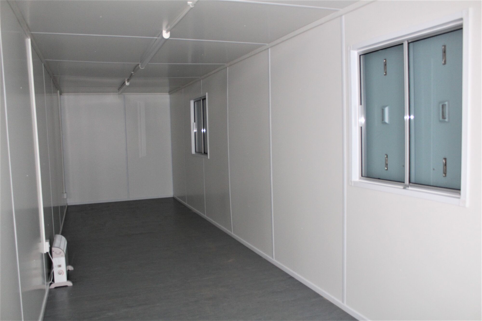 SHIPPING CONTAINERS 20ft ModiBox Office view 6