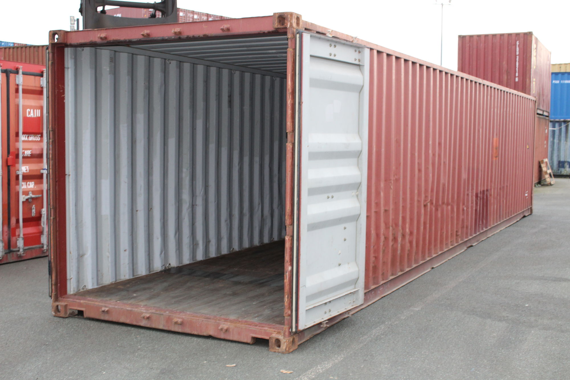 Used 40ft Shipping Containers For Sale 40ft S2 Doors view 6