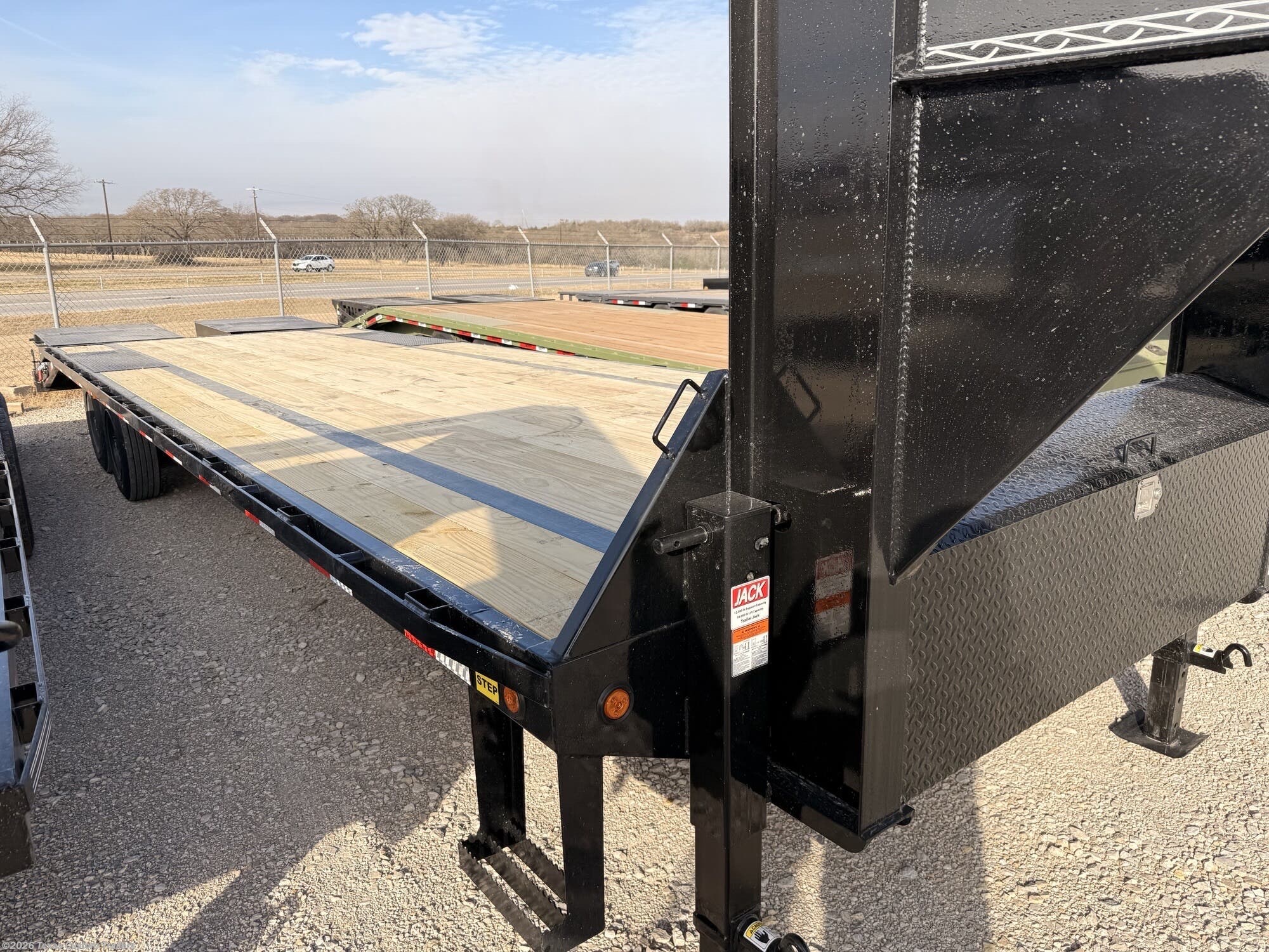 2026 East Texas Trailers 102x30 GN HD Deck Over 16K view 2