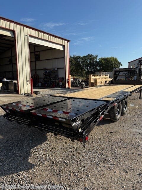 2026 PJ Trailers 25' Quest Gooseneck w/Singles view 3