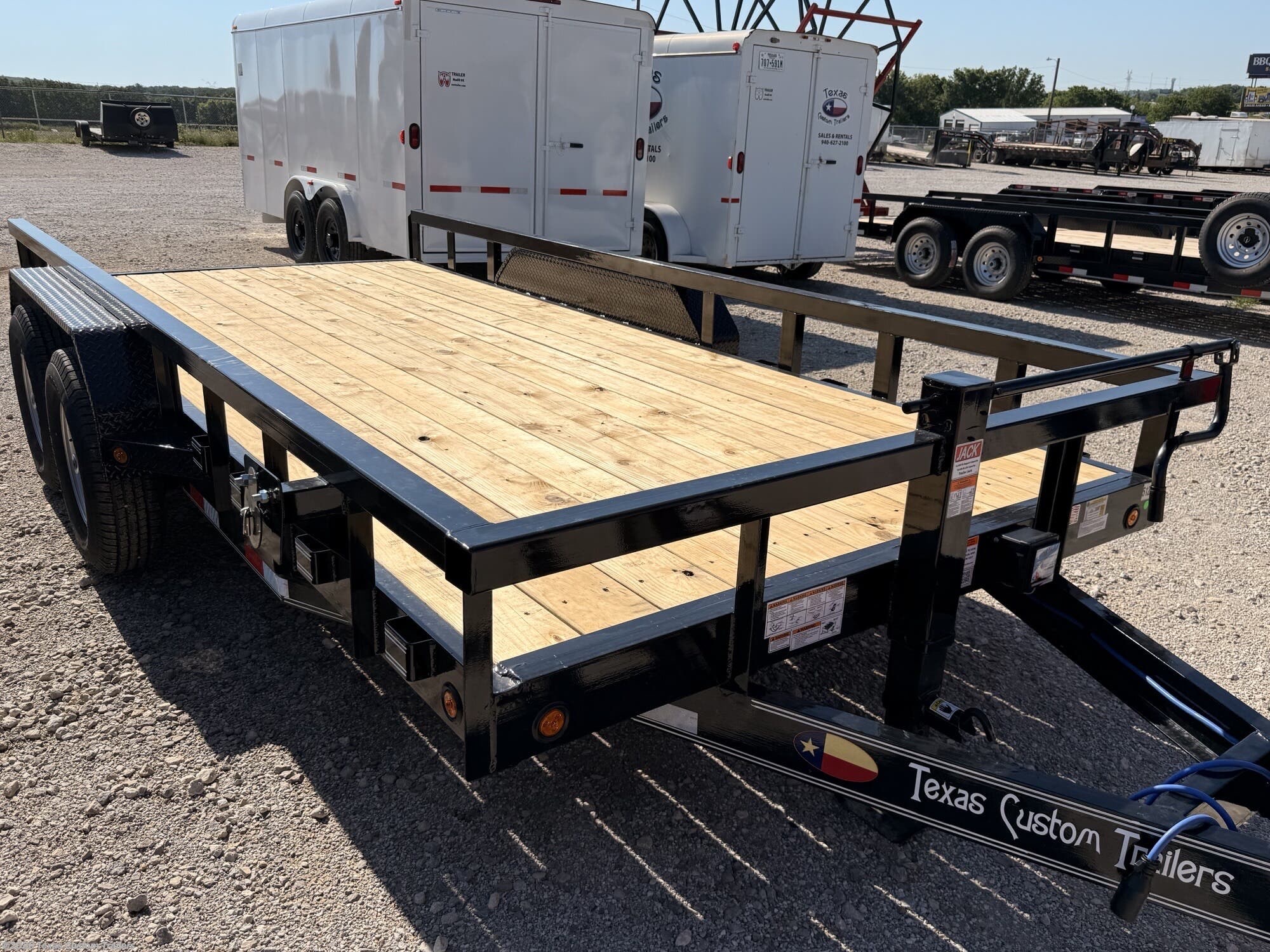 2027 East Texas Trailers 83X16 14K view 2